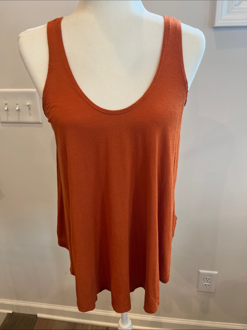 Mikey & Joey Burnt Orange/Rust Colored Swing Tank Top Size Medium